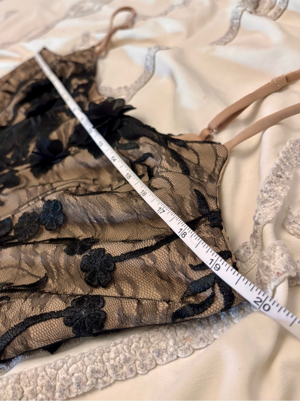 Dress The Population Black Nude 3D Floral Lace Maxi Dress Size L NWT - Picture 7 of 12